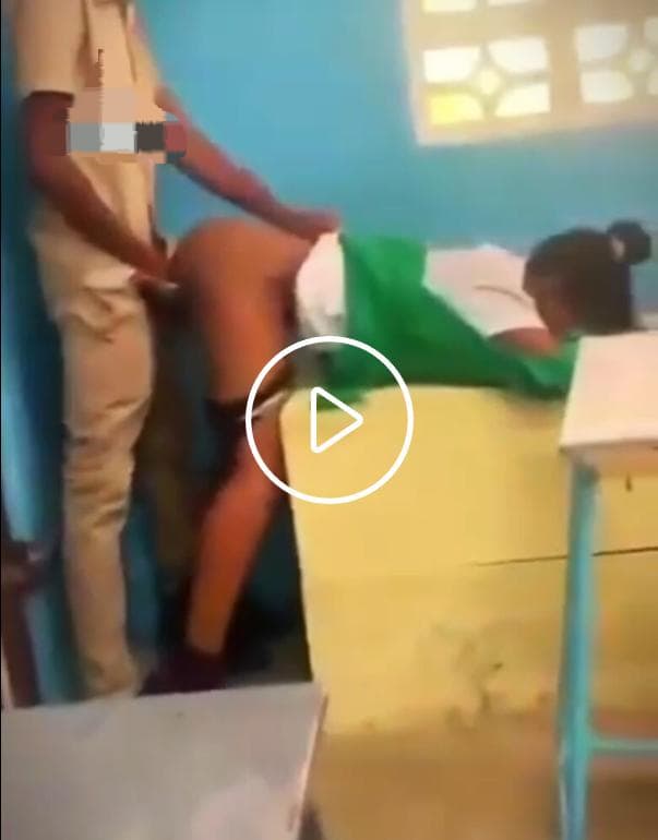 High school girl bend doggy for classmate to fuck